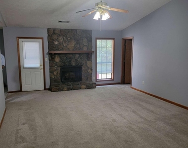1548 Brandon Square - Photo Thumbnail 1