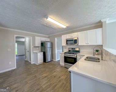 1070 Big Haynes Drive - Photo Thumbnail 2