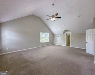 1070 Big Haynes Drive - Photo Thumbnail 11
