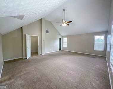 1070 Big Haynes Drive - Photo Thumbnail 12