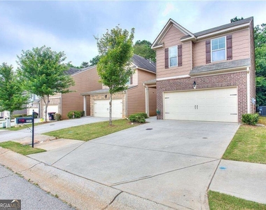 2241 Capella Circle Sw - Photo Thumbnail 3