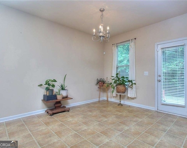 2241 Capella Circle Sw - Photo Thumbnail 12