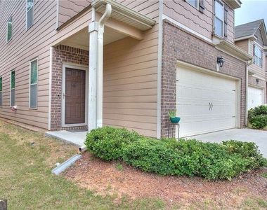 2241 Capella Circle Sw - Photo Thumbnail 2