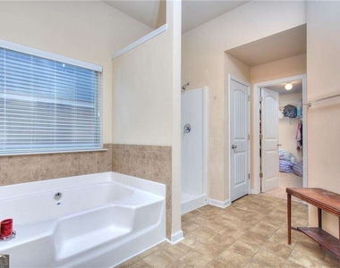 2241 Capella Circle Sw - Photo Thumbnail 31