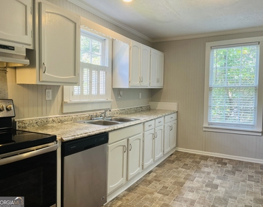 513 Harwell Avenue - Photo Thumbnail 8