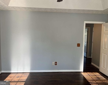 30 Candlewood Court - Photo Thumbnail 31