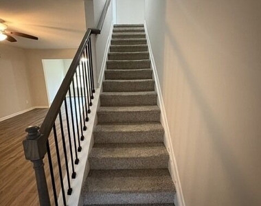 465 Mcgiboney Lane - Photo Thumbnail 1
