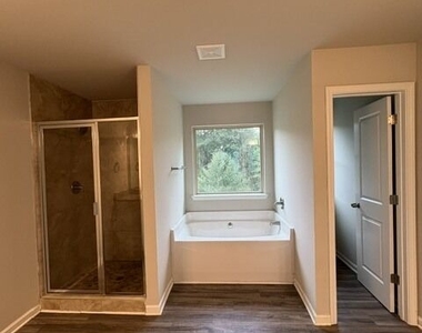 465 Mcgiboney Lane - Photo Thumbnail 4