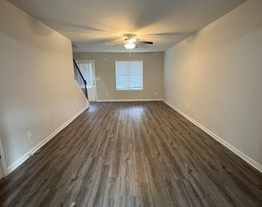 465 Mcgiboney Lane - Photo Thumbnail 11