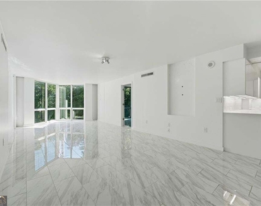 2870 Pharr Court South Nw - Photo Thumbnail 7