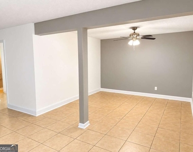 1447 Shiloh Way Nw - Photo Thumbnail 1