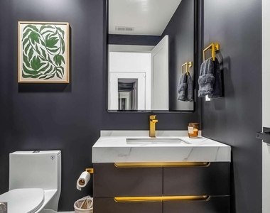 337 Pine Street Ne - Photo Thumbnail 12