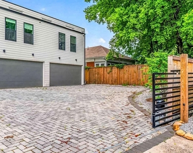 337 Pine Street Ne - Photo Thumbnail 26