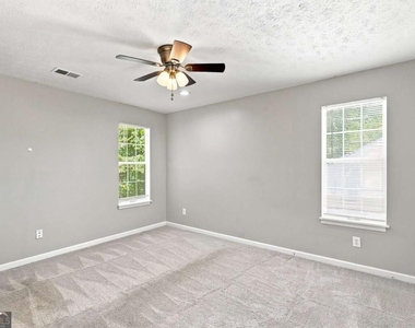5557 Clover Rise Lane - Photo Thumbnail 14