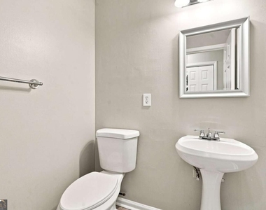 5557 Clover Rise Lane - Photo Thumbnail 20