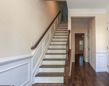 7835 Kiverton Place - Photo Thumbnail 2