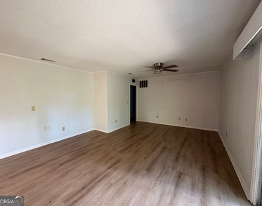 100 Cherry Street - Photo Thumbnail 8