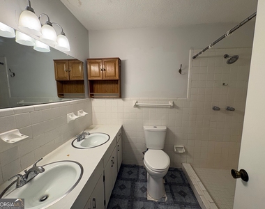 100 Cherry Street - Photo Thumbnail 14