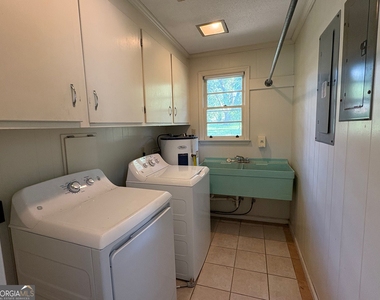 100 Cherry Street - Photo Thumbnail 2