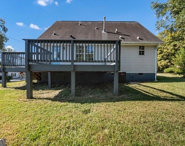 737 Carlton Street Se - Photo Thumbnail 25