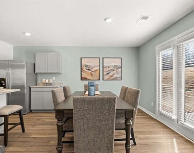 6 Coastal Court - Photo Thumbnail 8
