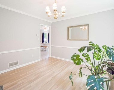 4571 Queen Anne Court Se - Photo Thumbnail 13
