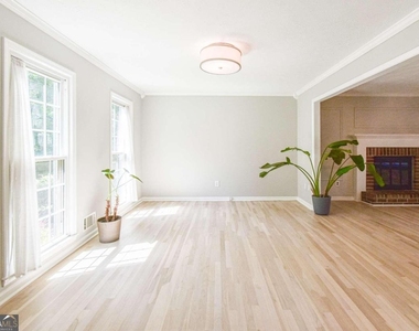 4571 Queen Anne Court Se - Photo Thumbnail 10