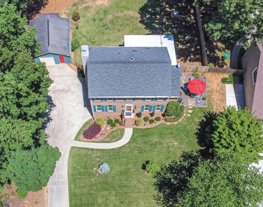 4571 Queen Anne Court Se - Photo Thumbnail 4