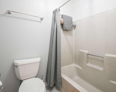 4571 Queen Anne Court Se - Photo Thumbnail 28