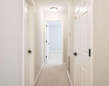 4571 Queen Anne Court Se - Photo Thumbnail 36