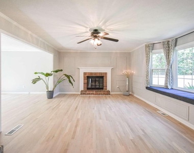 4571 Queen Anne Court Se - Photo Thumbnail 16