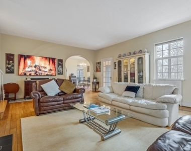 123 N Wyoming Ave - Photo Thumbnail 3