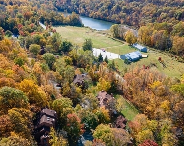 13 Village Way - Photo Thumbnail 4