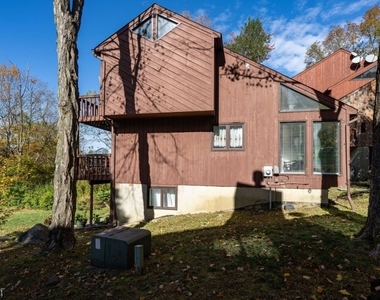 13 Village Way - Photo Thumbnail 10