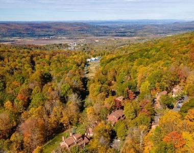 13 Village Way - Photo Thumbnail 5