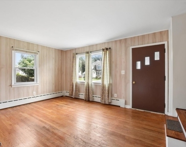 29 Gregory Dr - Photo Thumbnail 7