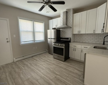 44 Dawson St - Photo Thumbnail 1