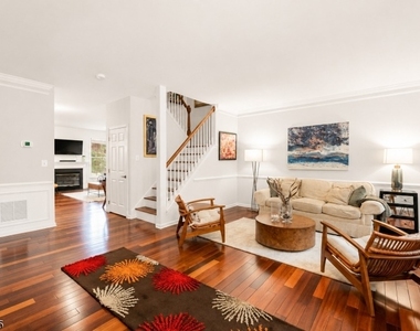 58 Patriot Hill Dr - Photo Thumbnail 5