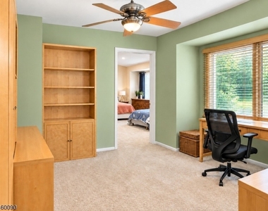 4 Eckhardt Cir - Photo Thumbnail 16