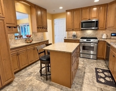 4 Eckhardt Cir - Photo Thumbnail 2