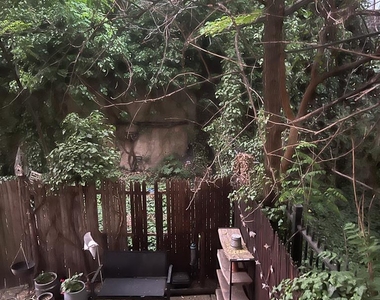 West 56th Street - Photo Thumbnail 1