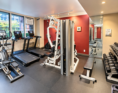 236 East 36th Street - Photo Thumbnail 2