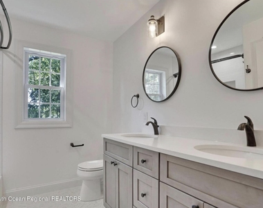 349 Eastbourne Avenue - Photo Thumbnail 7