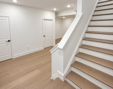 106 Mustang Drive - Photo Thumbnail 10