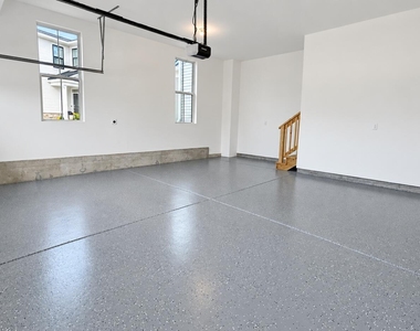 106 Mustang Drive - Photo Thumbnail 18