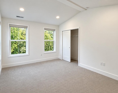106 Mustang Drive - Photo Thumbnail 27