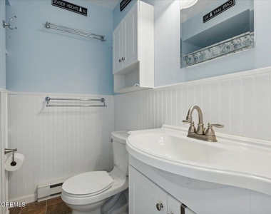 201 Sheridan Avenue - Photo Thumbnail 6