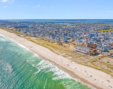 1926 Ocean Avenue - Photo Thumbnail 39