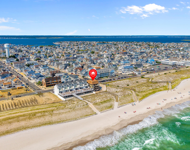 1926 Ocean Avenue - Photo Thumbnail 32