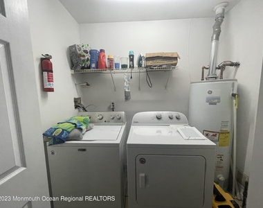 3136 Hiawatha Avenue - Photo Thumbnail 6